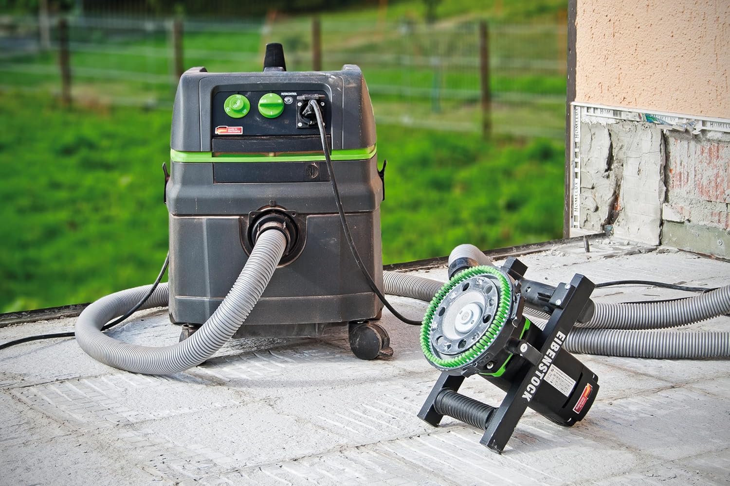 CS Unitec | EBS 1802.1 | 5" Heavy-Duty Concrete Surface Grinder with Dust Extraction for Removing Paint